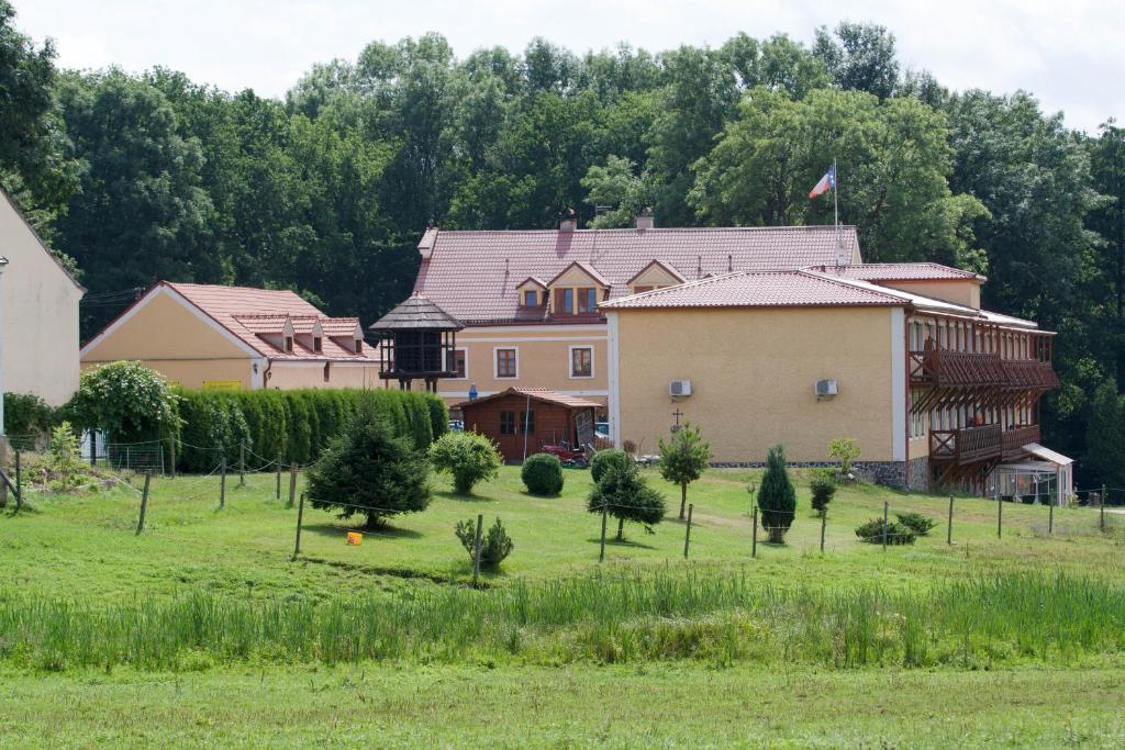 Hotel Resort Stein Cheb Exteriér fotografie